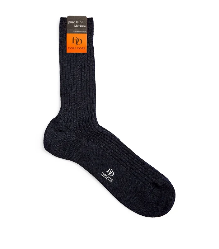 - Remote interactive pet feederWool Rib-Knit Socks